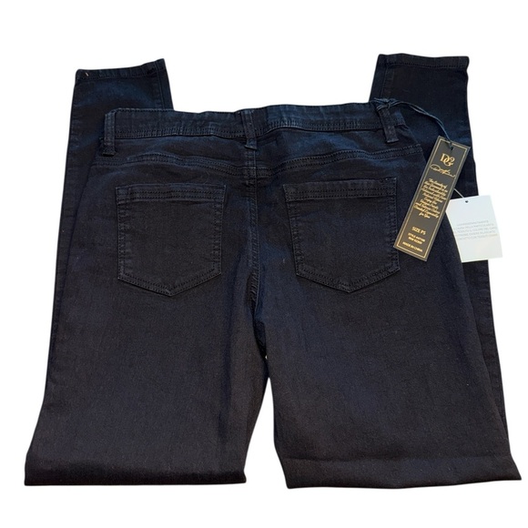 DG2 by Diane Gilman Black Straight Leg Jeans - Picture 5 of 5